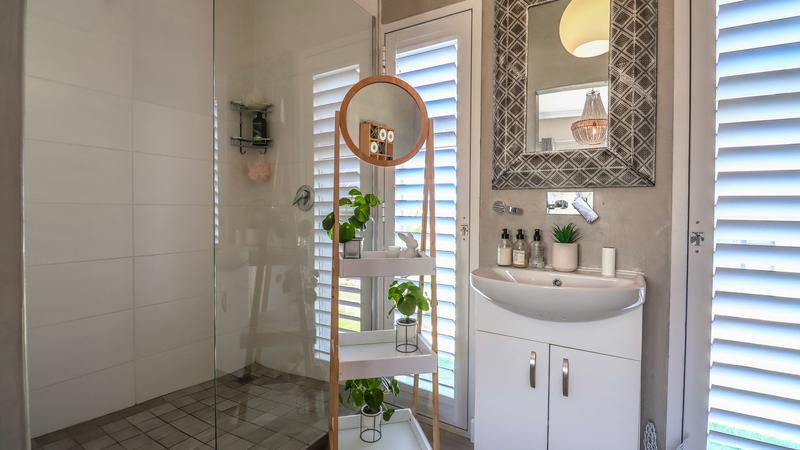 5 Bedroom Property for Sale in Num Num Cape Estate Western Cape